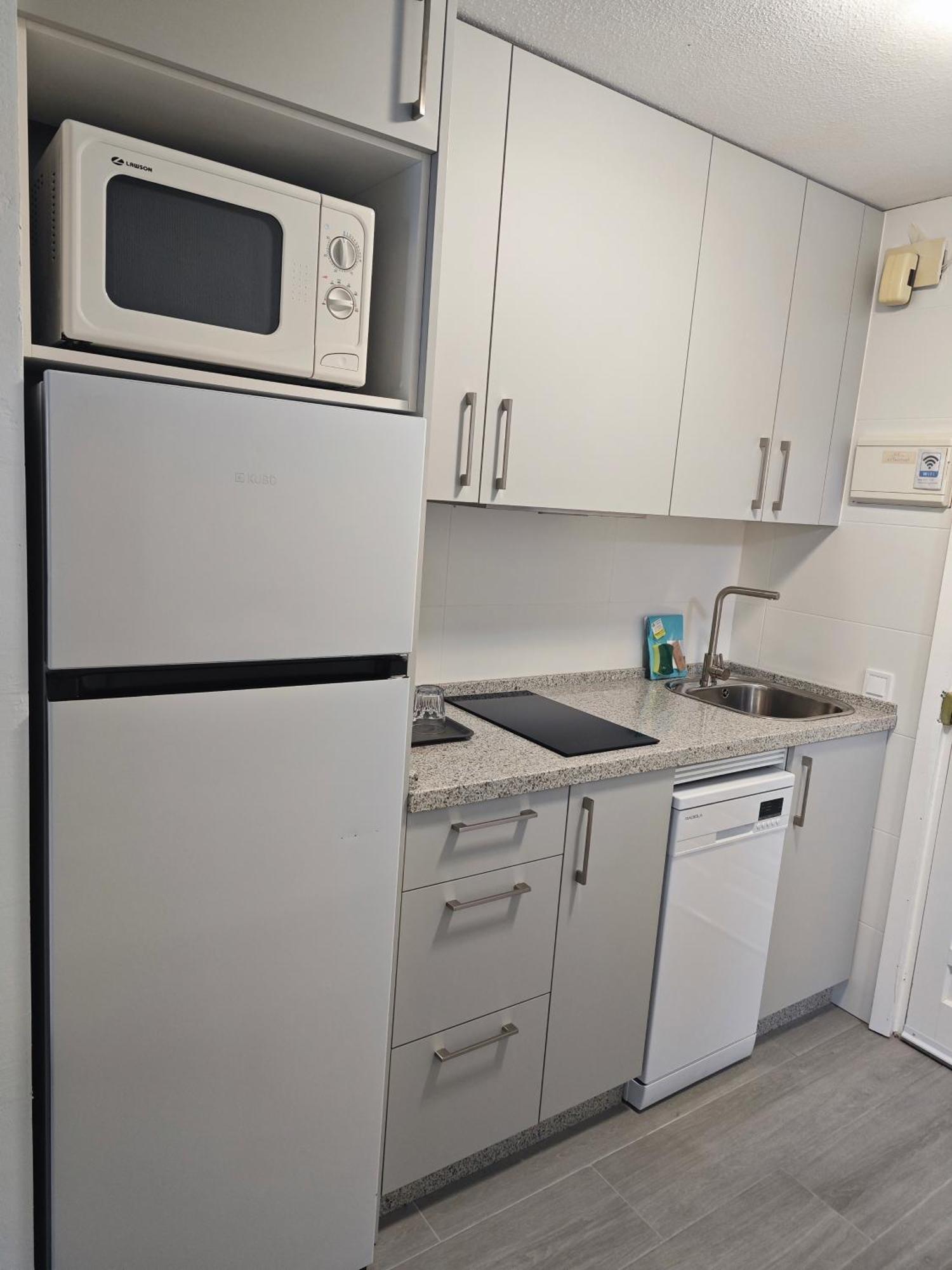 Benalbeach Casa Kito Suite 1ª Linea De Playa Benalmádena Dış mekan fotoğraf