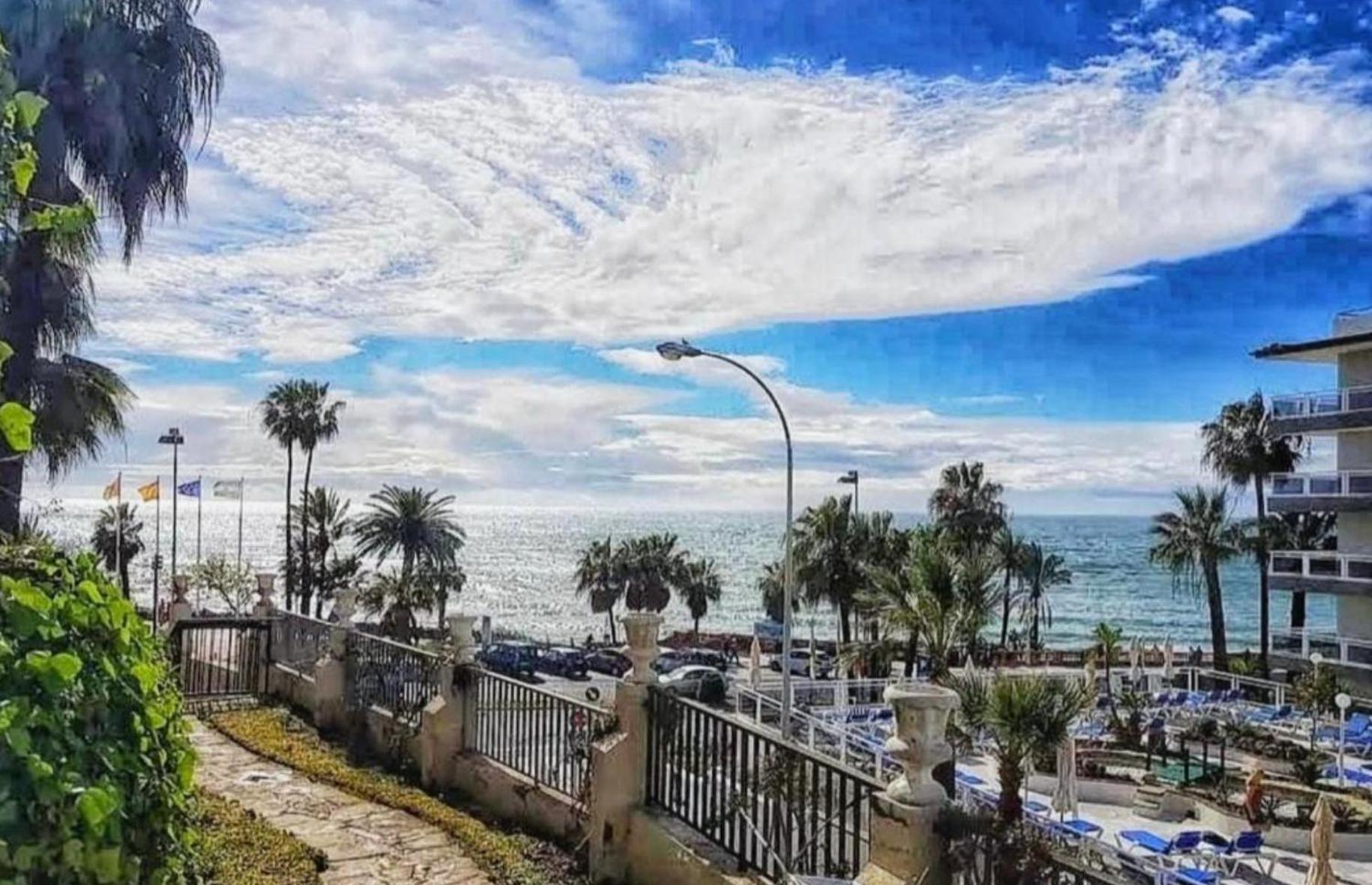 Benalbeach Casa Kito Suite 1ª Linea De Playa Benalmádena Dış mekan fotoğraf